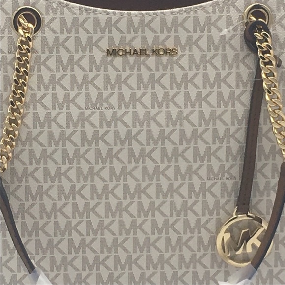 MICHAEL KORS LG CHAIN SHOULDER TOTE VANILLA - Picture 10 of 16